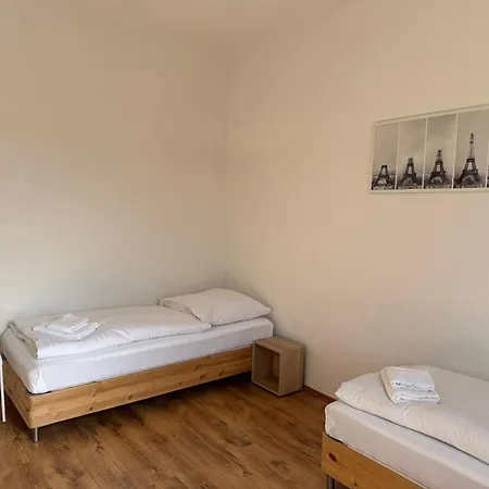 شقة Unglaubliches Angebot-duisburg 4 *